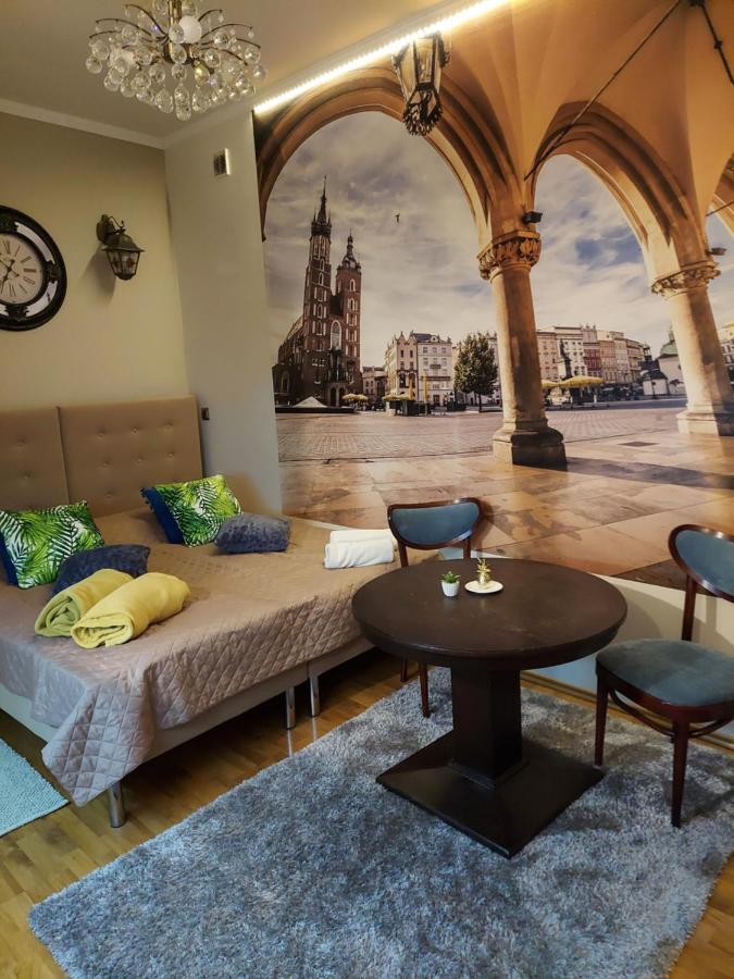 Apartment Centrum Krasków Eksteriør bilde